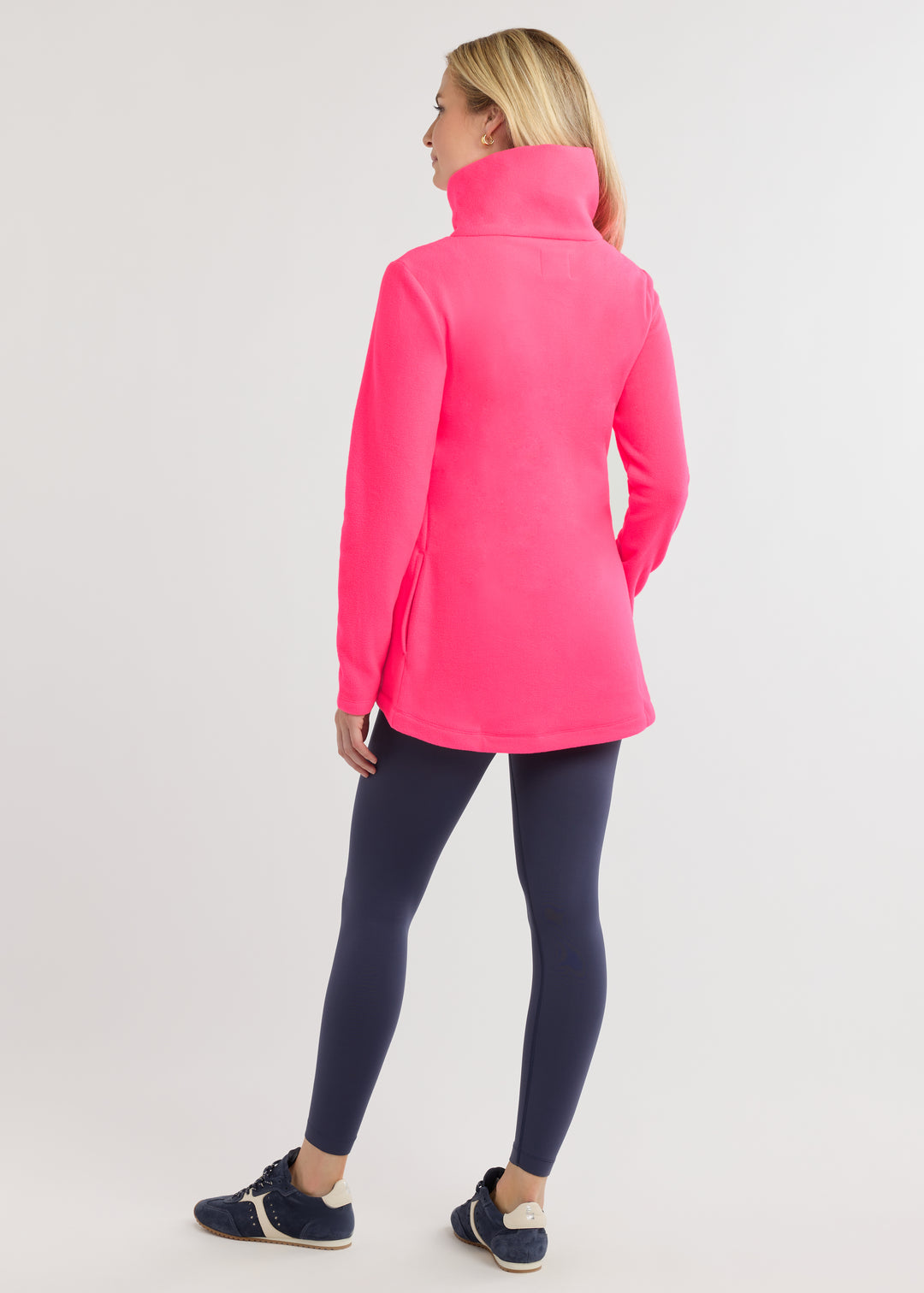 Prospect Pullover in Vello Fleece (Neon Pink)