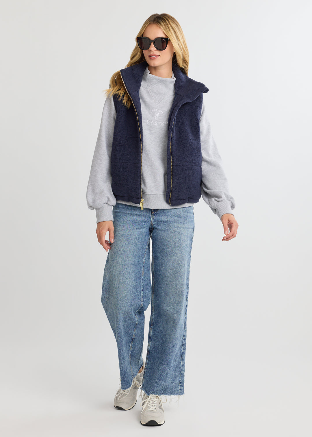 Puffer Vest in Sherpa Fleece (Navy)