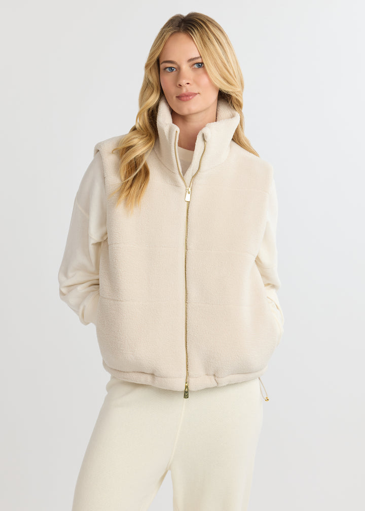 Puffer Vest in Sherpa Fleece (Oatmeal)