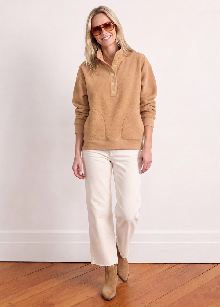 Palomino Pullover in Sherpa Fleece (Camel)