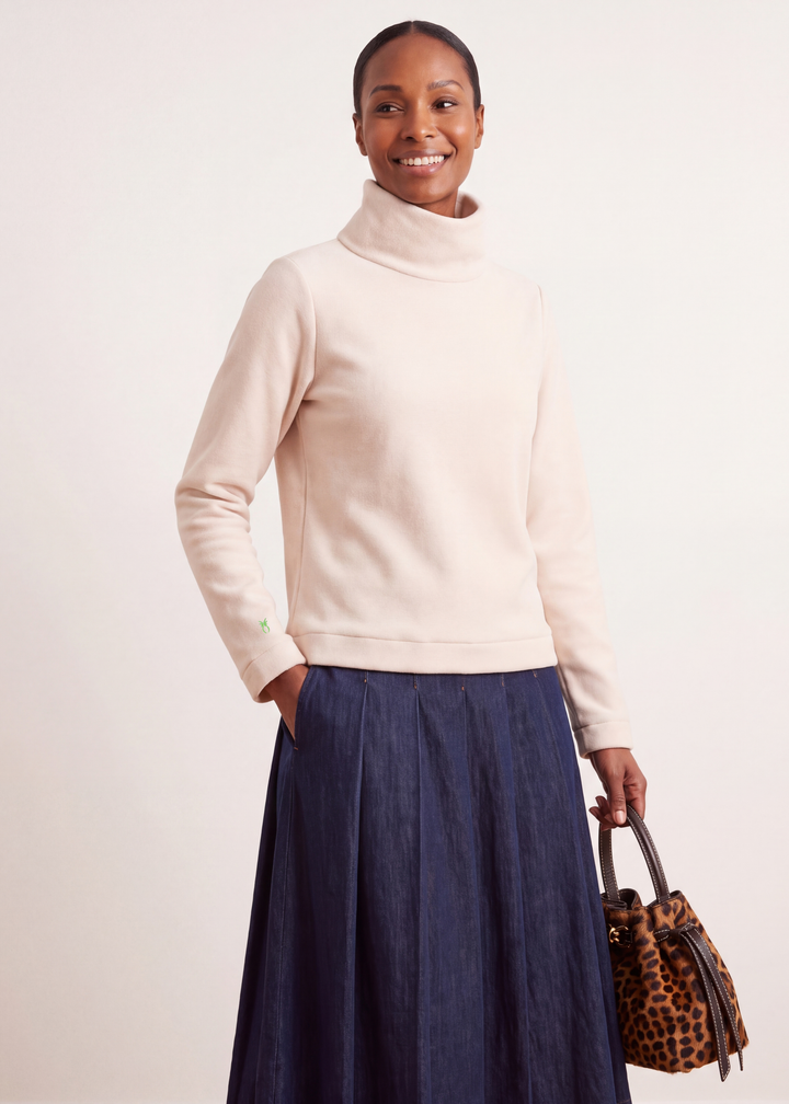 Park Slope Turtleneck in Vello Fleece (Oatmeal)