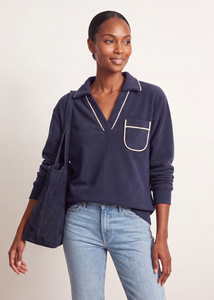 Vanderbilt V-Neck in Vello Fleece (Navy)