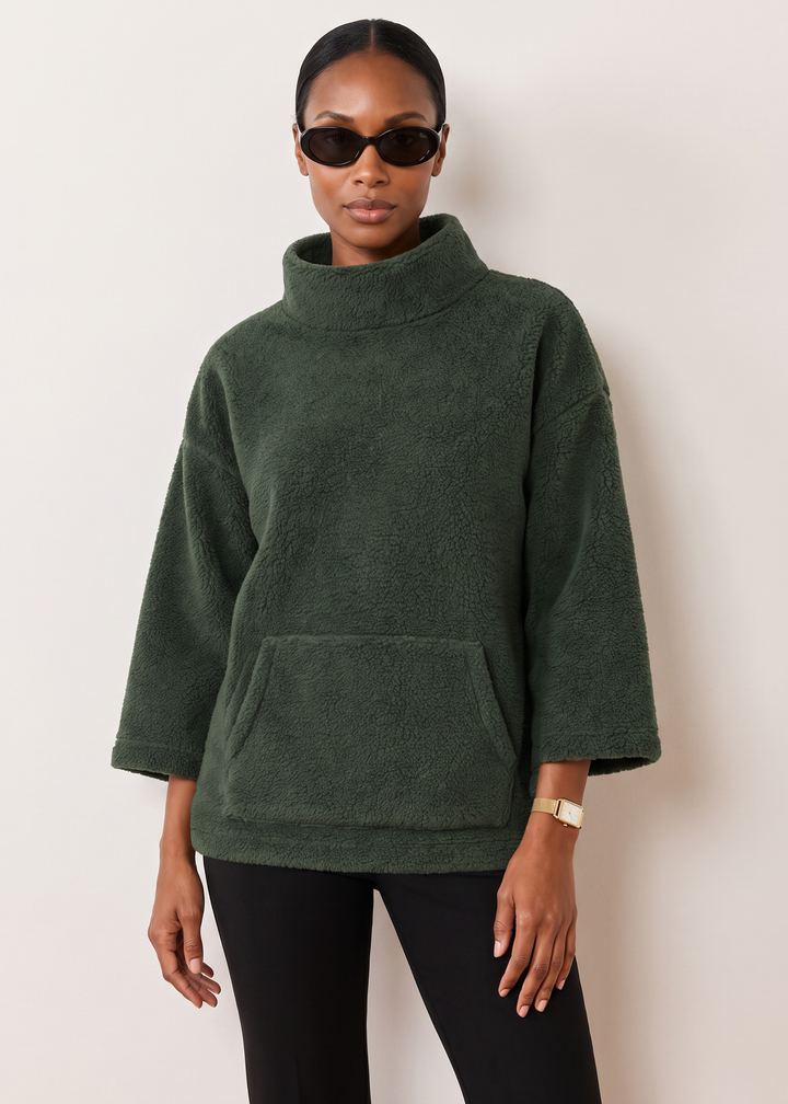 Avenue Poncho in Sherpa Fleece (Spruce)