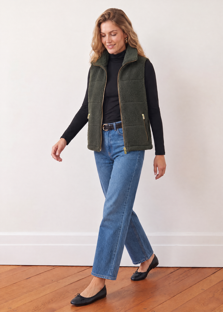 Marin Vest in Sherpa Fleece (Spruce)