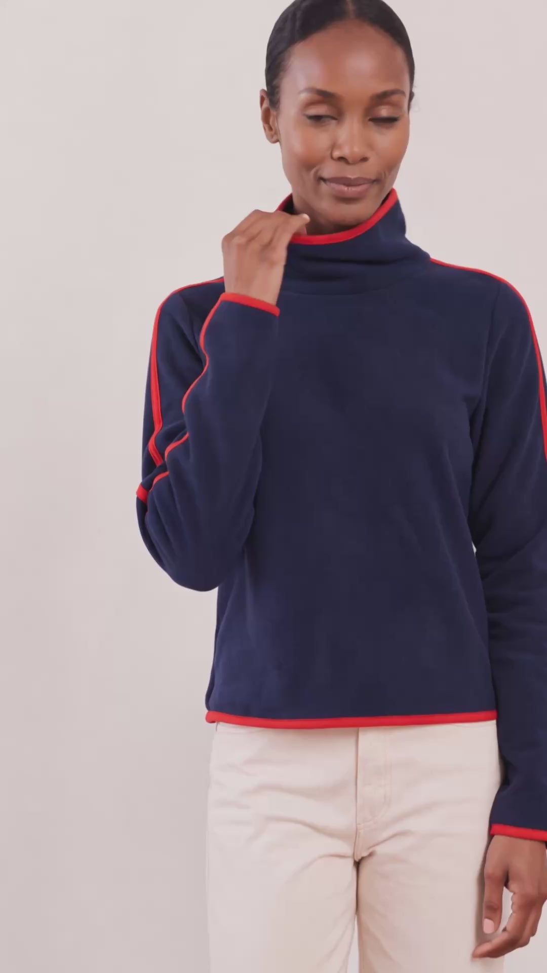 Park Slope with Tipping in Vello Fleece (Navy/Red)
